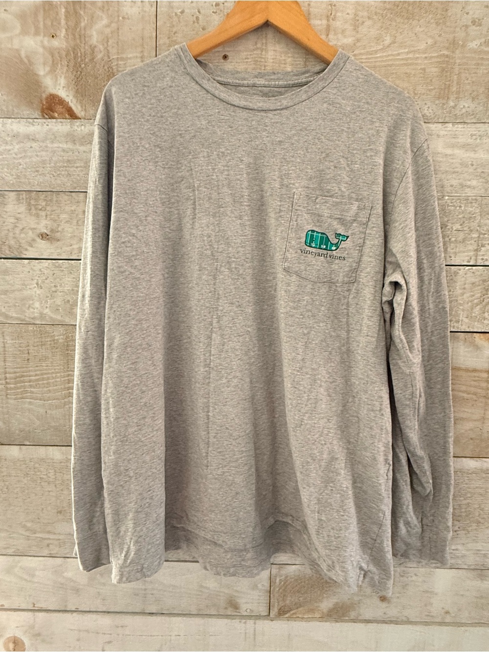 Vineyard Vines Gray Tee with football field Whale logo